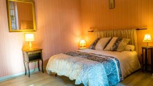 Historical house with character, calm and space