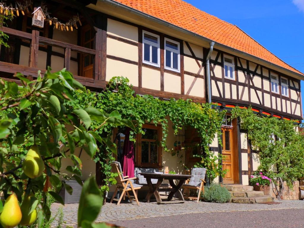 Historischer Ferienhof Schrön - Urlaub im Denkmal 99880 Laucha