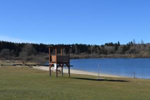 Maison de vacances HM - Ferienhaus 1 Deluxe Krombachtalsperre Westerwald exklusive Reinigung 75euro und NK Campingplatz Krombachtalsperre 35759 Driedorf Hesse