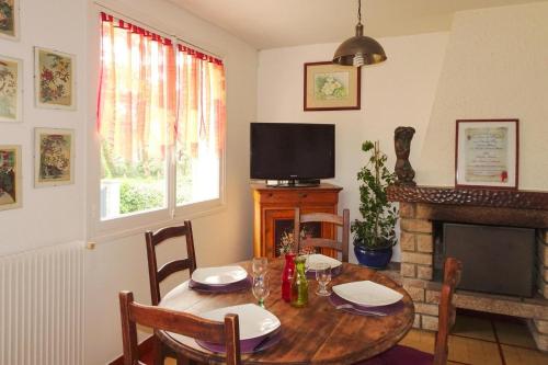 Holiday home 150m from the sea