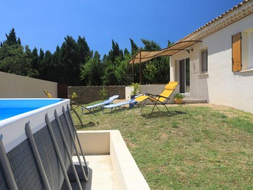 Holiday Home A la porte d'Avignon
