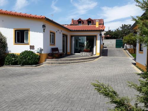 Holiday Home Andorinha - AOB111