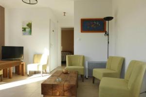 holiday home, Arpaillargues-et-Aureillac