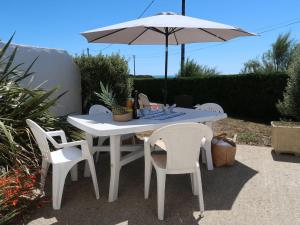 Holiday Home Balades au bord de l'eau - PZV100