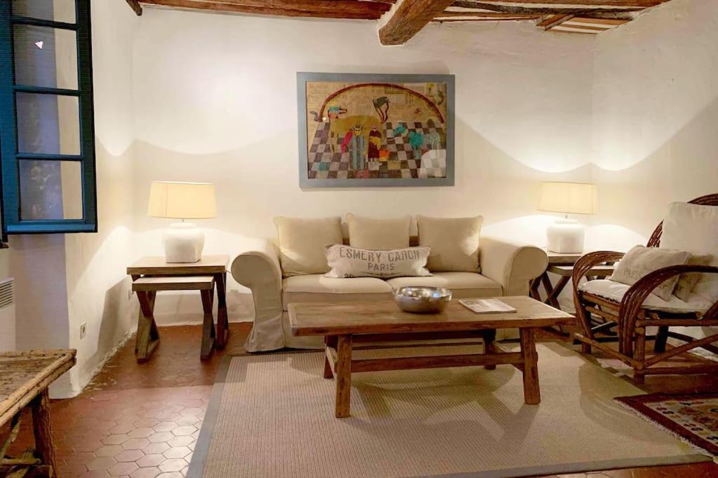 Holiday Home Bastide du 19ième - OPV110 84580 Oppède