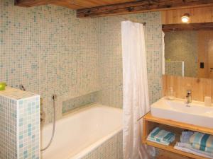 Holiday Home Bistenhof