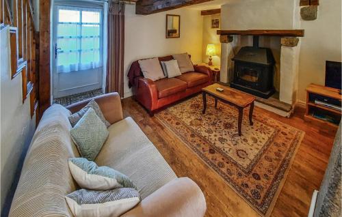 Holiday home Bonnemain QR-1601