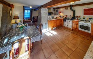 Holiday home Bonnemain QR-1601