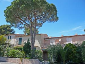 Holiday Home Bonporteau-3