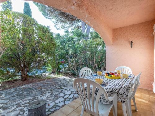 Holiday Home Bonporteau-5