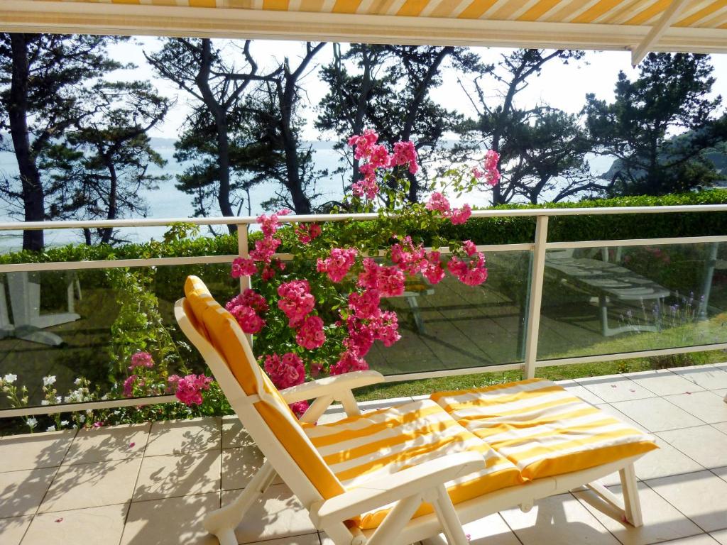 Holiday Home Calypso - SMH101 , 22300 Kerouguel