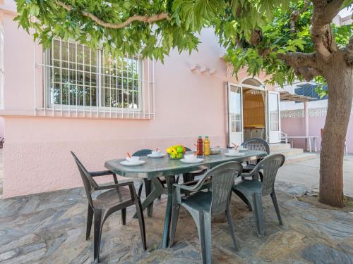 Holiday Home Canétoise Tixador