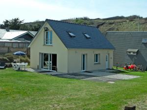 Maison de vacances Holiday Home Chez Lilo - SNT400  14710 Saint-Laurent-sur-Mer Normandie