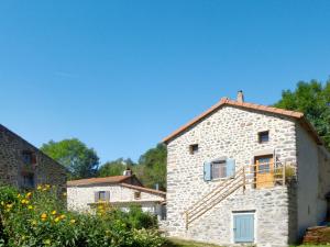Holiday Home Chez Nancy - ABE300