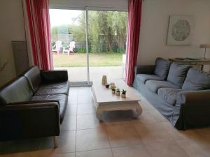 Holiday home close to the beach, Plounéour-Brignogan-Plages