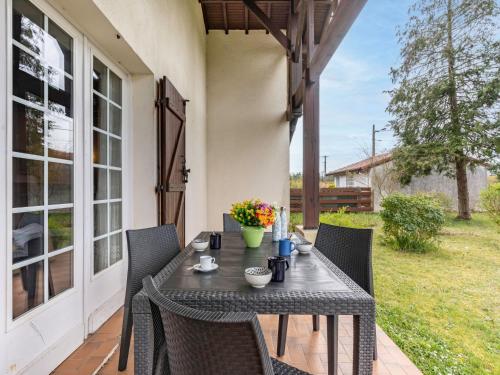 Holiday Home Crabeyron