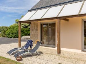 Holiday Home Cremiou Beach - KER215