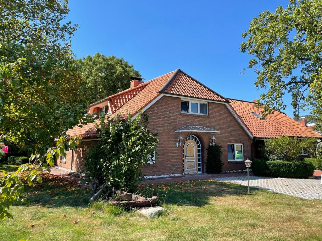 Holiday Home Deichhaus Küstenwind , 26969 Fedderwarderdeich
