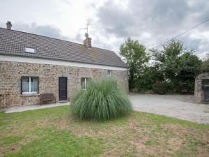 Holiday Home Des Pommiers - SGY406