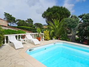 Holiday Home Domaine de Saint Martin