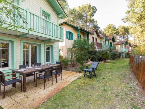 Holiday Home Domaine Golf Resort-3