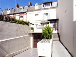 Holiday Home Doucette
