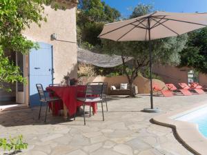 Maison de vacances Holiday Home Florence - CAV120  83240 Cavalaire-sur-Mer Provence-Alpes-Côte d\'Azur