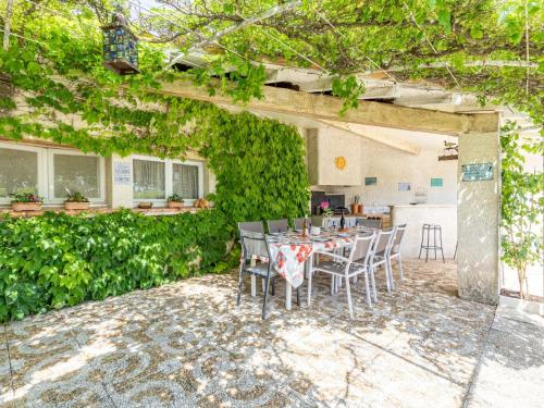 Holiday Home Gams