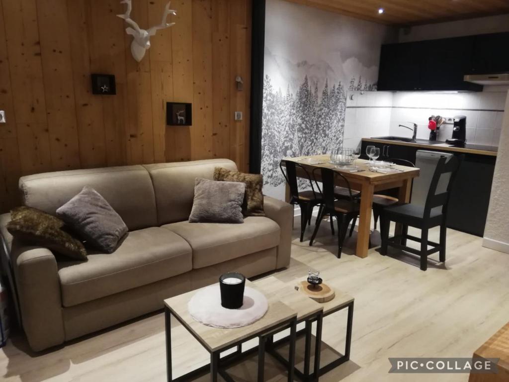 Holiday home Gite De Marie 84740 Velleron