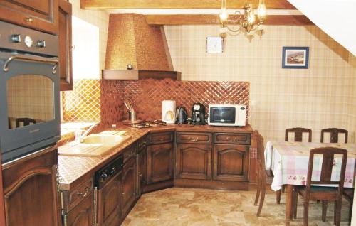 Holiday Home Gouesnac'h - 02