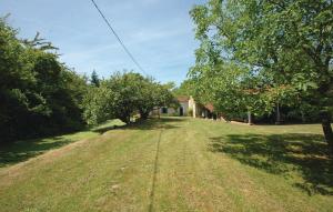Holiday home Grignols with a Fireplace 324