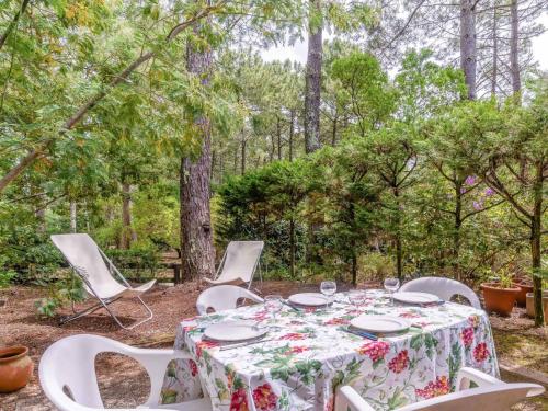 Holiday Home Hameau du golf-6
