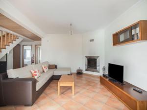 Holiday home in Santa B rbara with garden and terrace