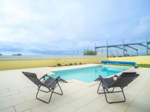 Maison de vacances Holiday home in Santa B rbara with garden and terrace  9900-408 Santa Barbara Région Centre