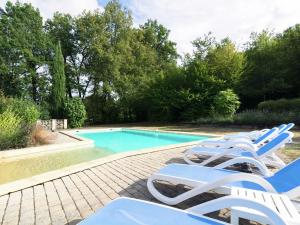 Holiday home in the Lot with beautiful private swimming pool and fantastic view