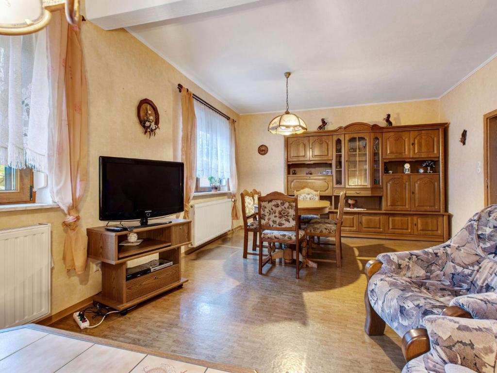 Holiday home in Thuringia with private terrace use of a garden and pool , 98630 Römhild
