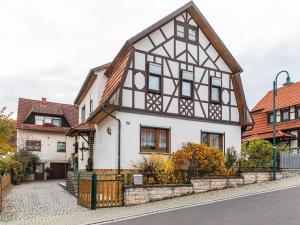 Holiday home in Thuringia with private terrace use of a garden and pool