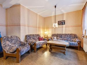 Holiday home in Thuringia with private terrace use of a garden and pool