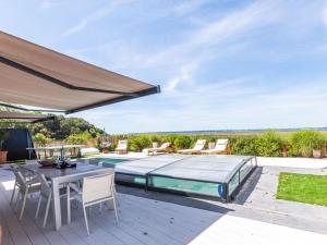 Maison de vacances Holiday Home Indigo-Vue Mer et Piscine chauffée  44250 Saint-Brévin-les-Pins Pays de la Loire
