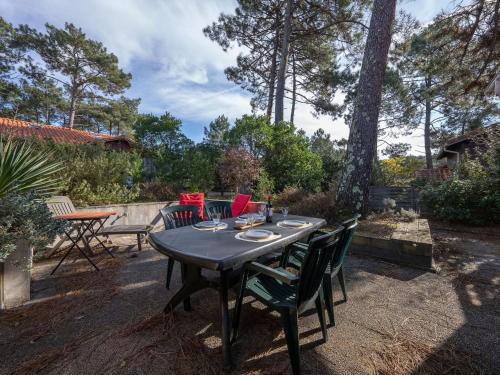 Holiday Home Jardins de la Pinède