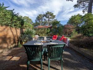 Holiday Home Jardins de la Pinède