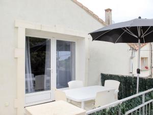 Holiday Home L'Amandier - VRS100