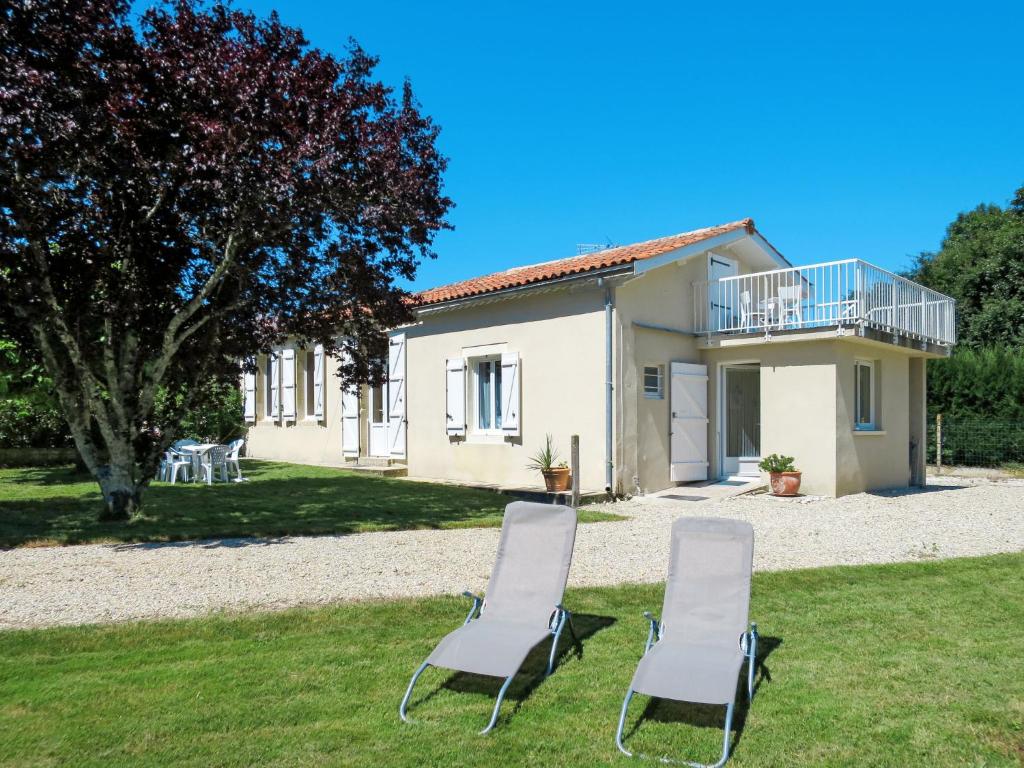 Holiday Home L'Estuaire - AQB110 , 33340 Bégadan