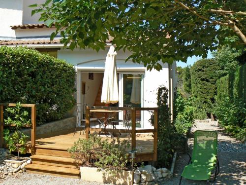 Holiday Home L'Oasis provencale - AVI120