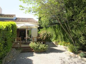 Holiday Home L'Oasis provencale - AVI120