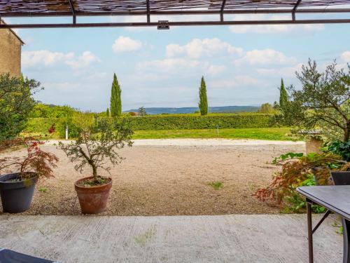 Holiday Home L'Olivier - MBE102