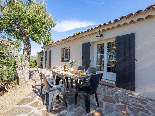 Holiday Home La Bartavelle