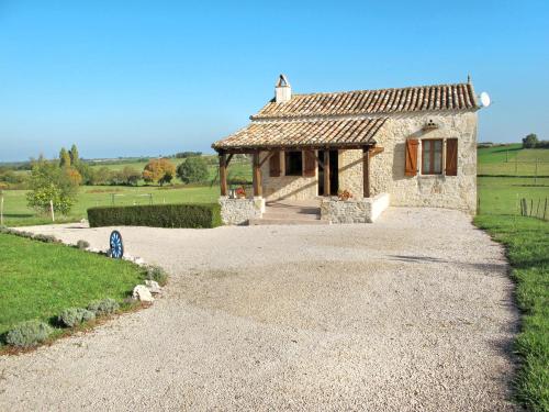 Holiday Home La Bergerie - LBQ400