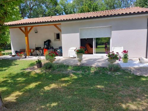 Holiday Home La Casita - CEM110