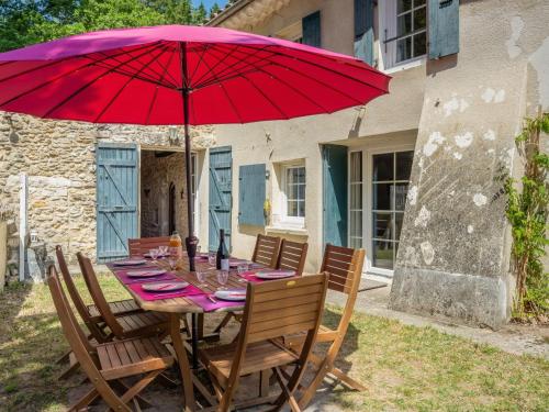 Holiday Home La Chambaillarde - DLF120